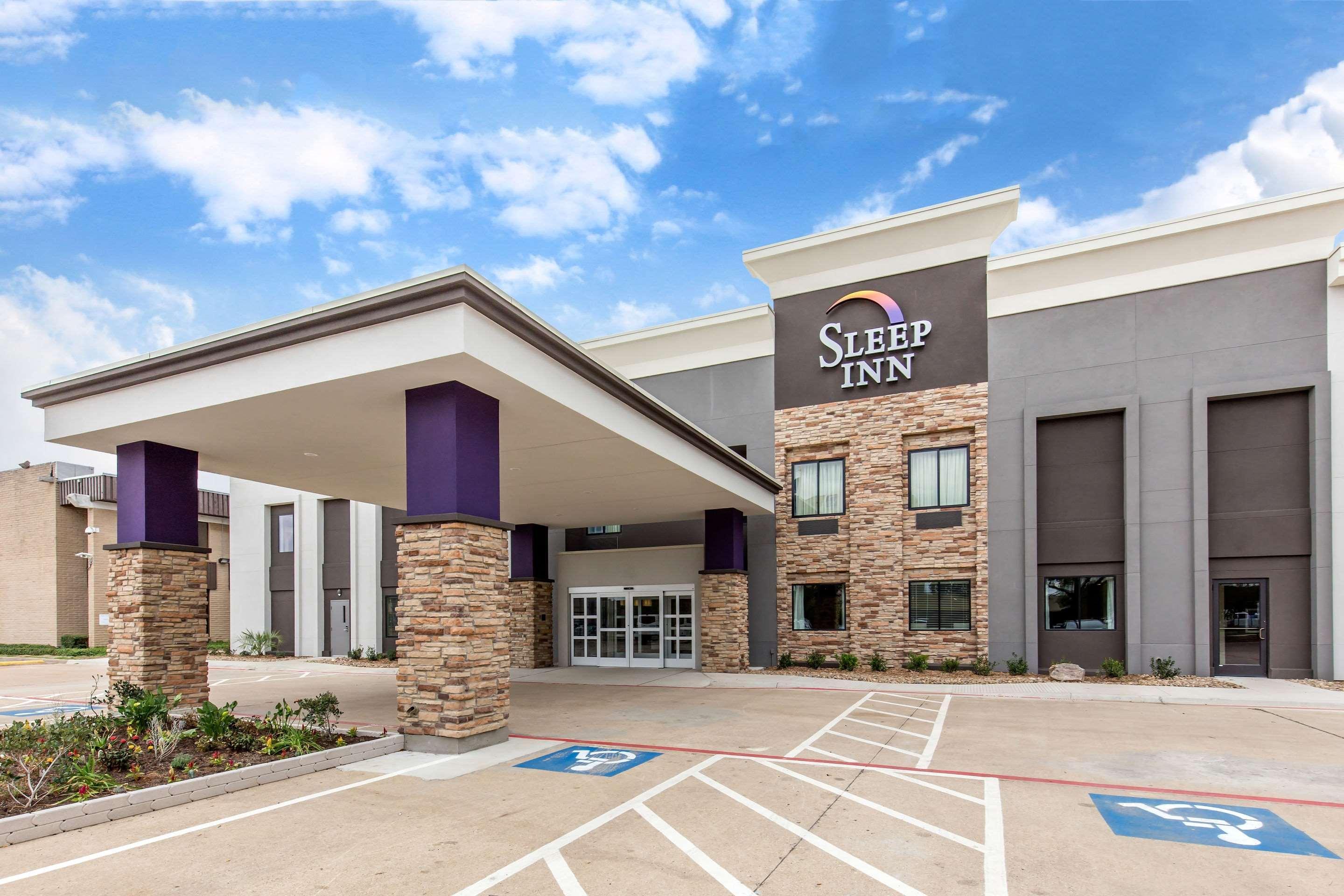 Sleep Inn Dallas Love Field-Medical District Exterior photo